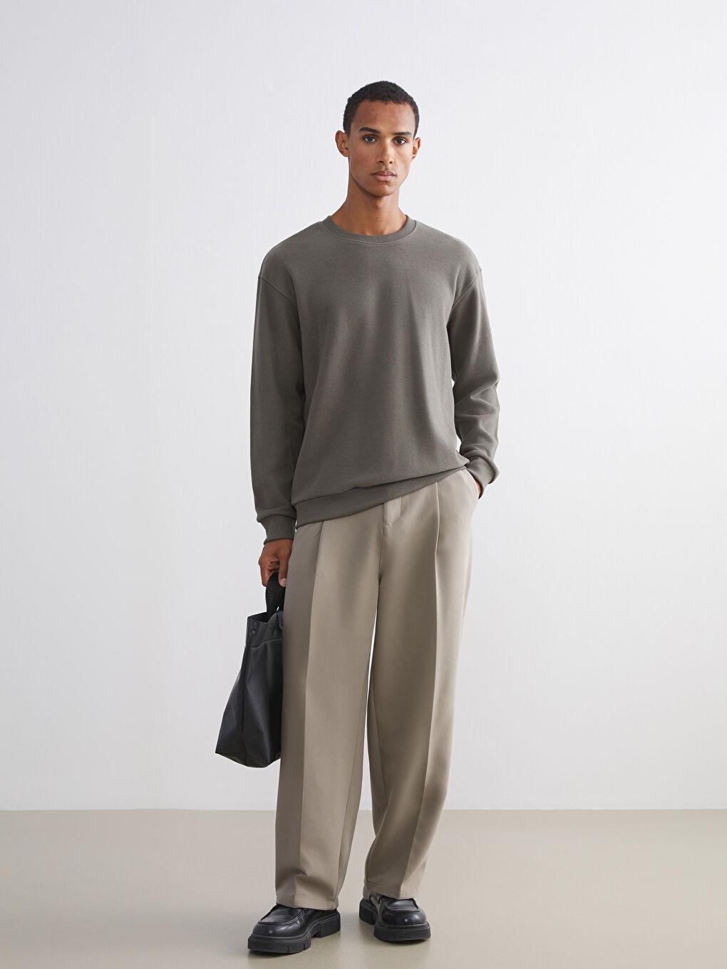 سويت شيرت ياقة دائرية للرجال-1