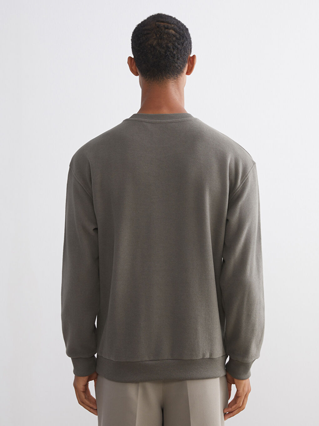 سويت شيرت ياقة دائرية للرجال-3