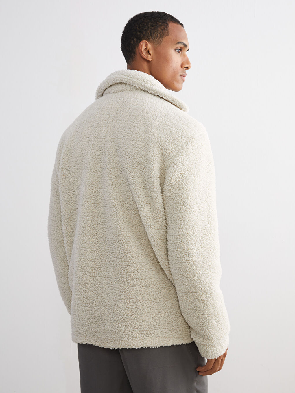 Ekru Standart Kalıp Gömlek Yaka Pelüş Erkek Mont-4