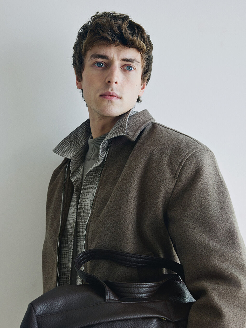 معطف رجال بياقة عادية وقصة عادية-3