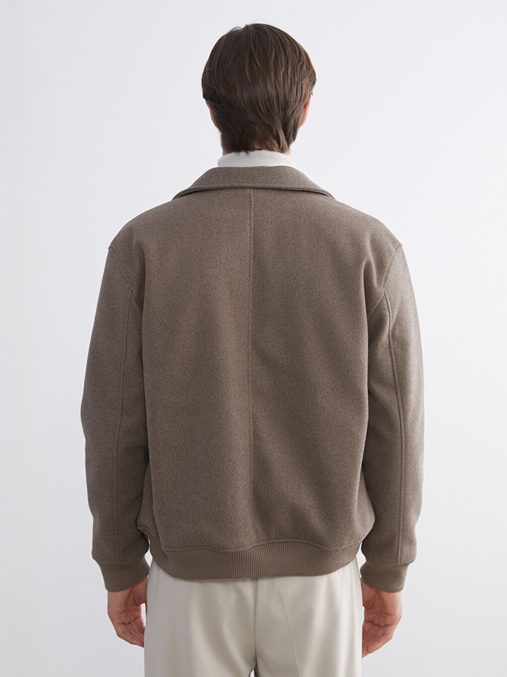 معطف رجال بياقة عادية وقصة عادية-8