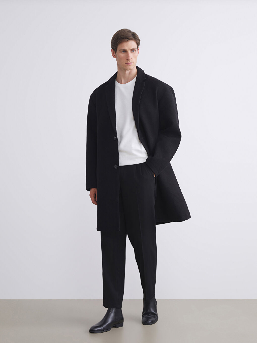 Ерлерге арналған стандартты өрнексіз каше пальто-1