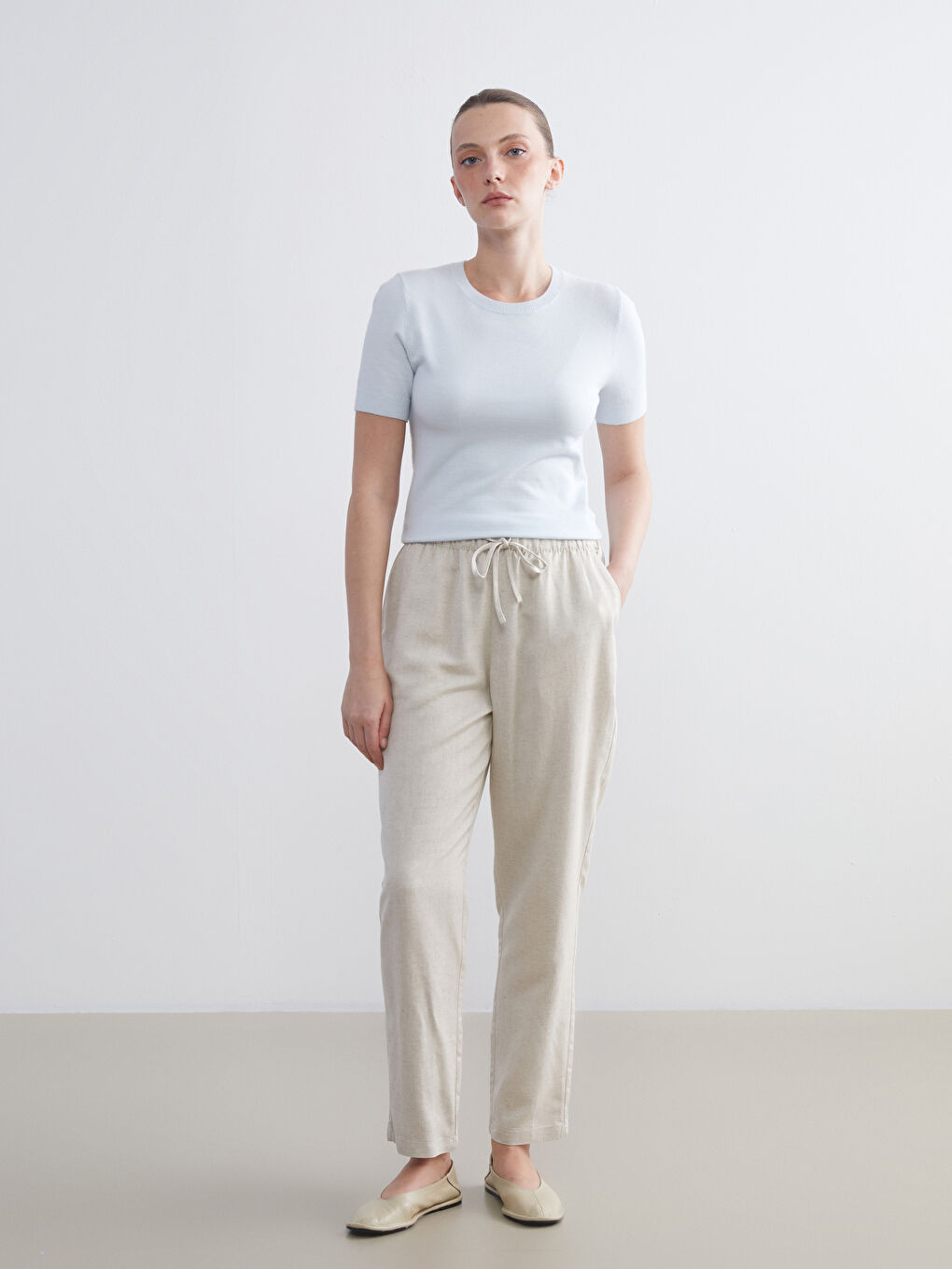 Women's Elastic Waist Linen Blend Trousers