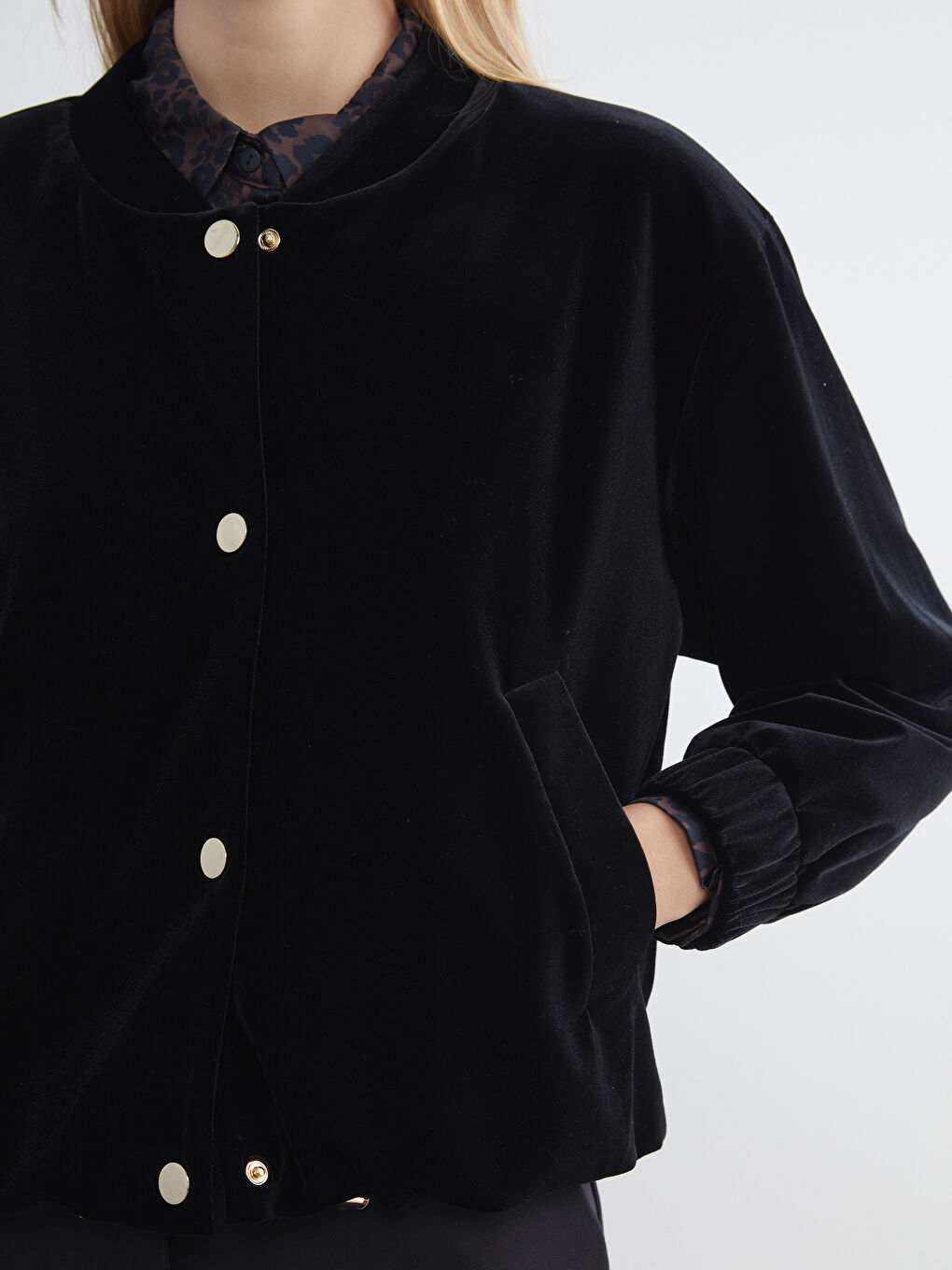 Woman BLACK Bomber Jacket-2