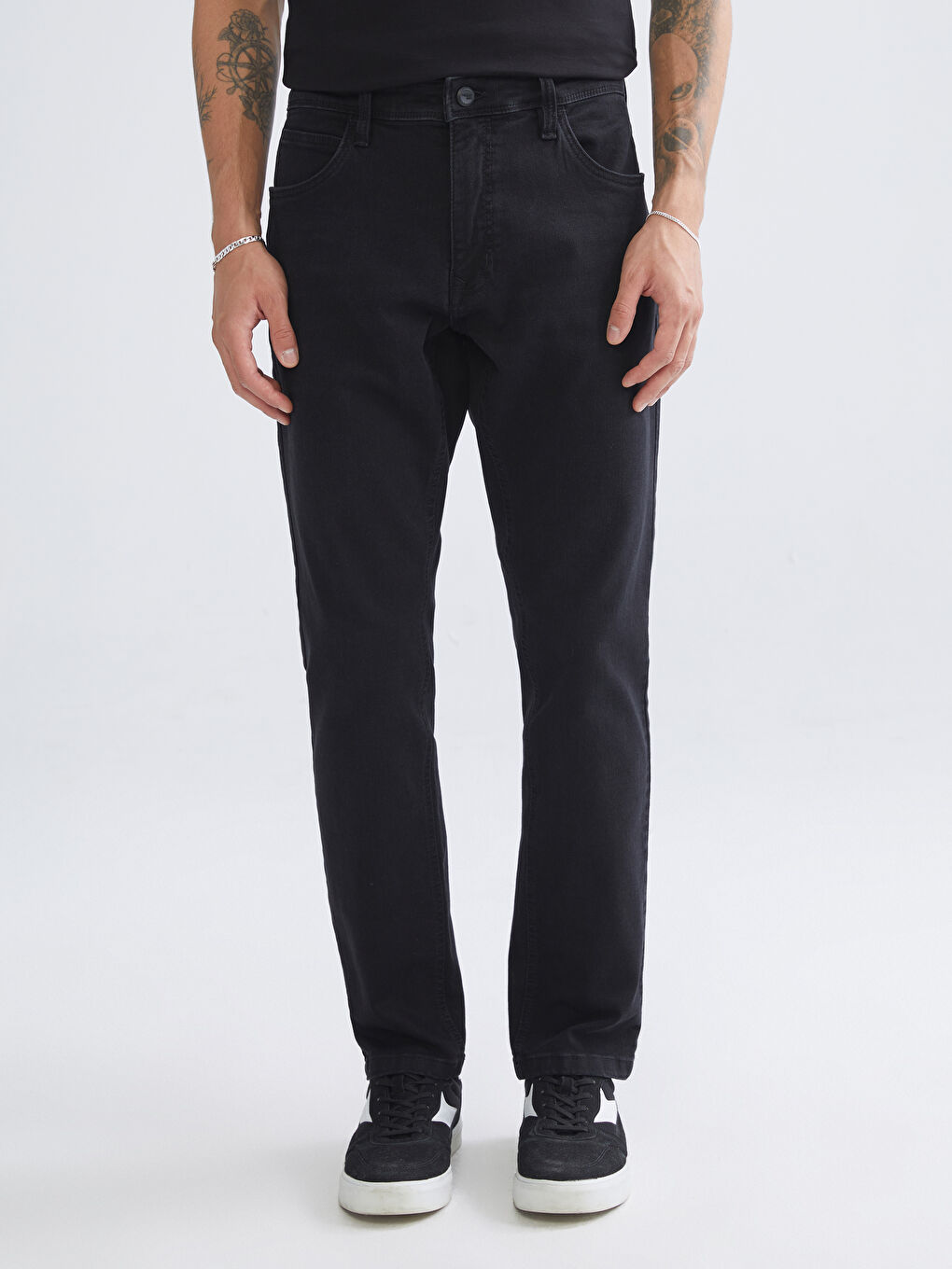 Man BLACK Jeans-1