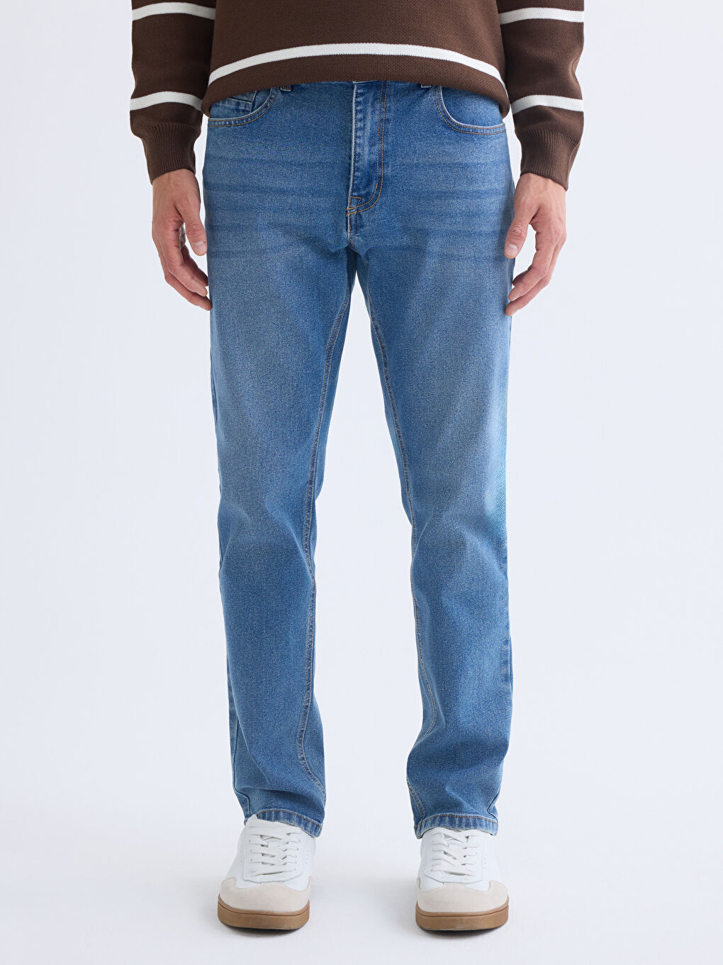 750 Regular Fit Men's Jeans-1