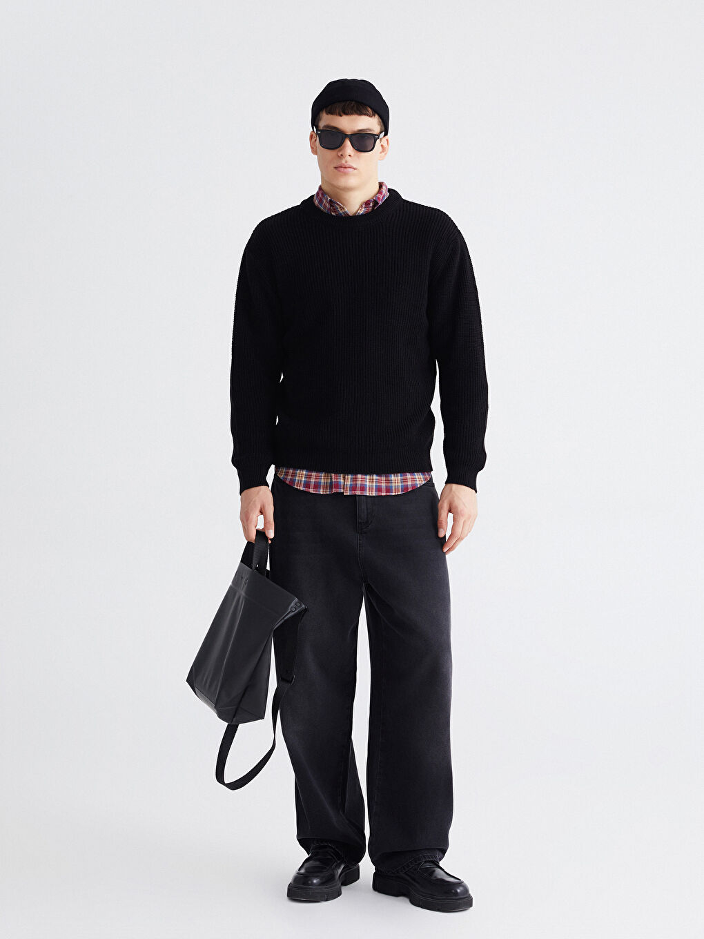 Crew Neck Long Sleeve Men's Tricot Sweater-1