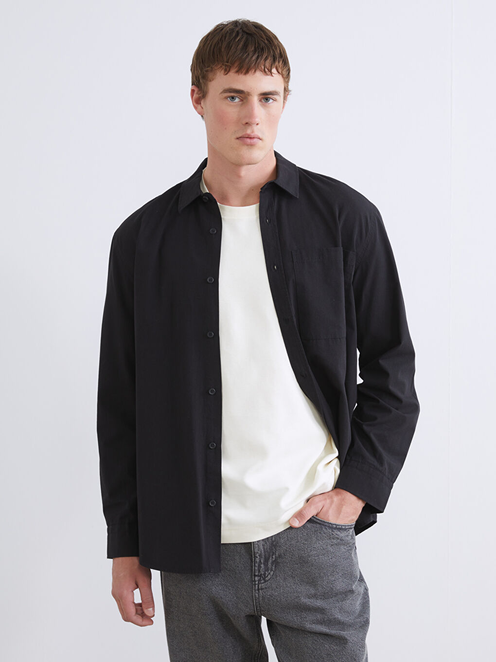 Ерлерге арналған ұзын жеңді поплин жейде