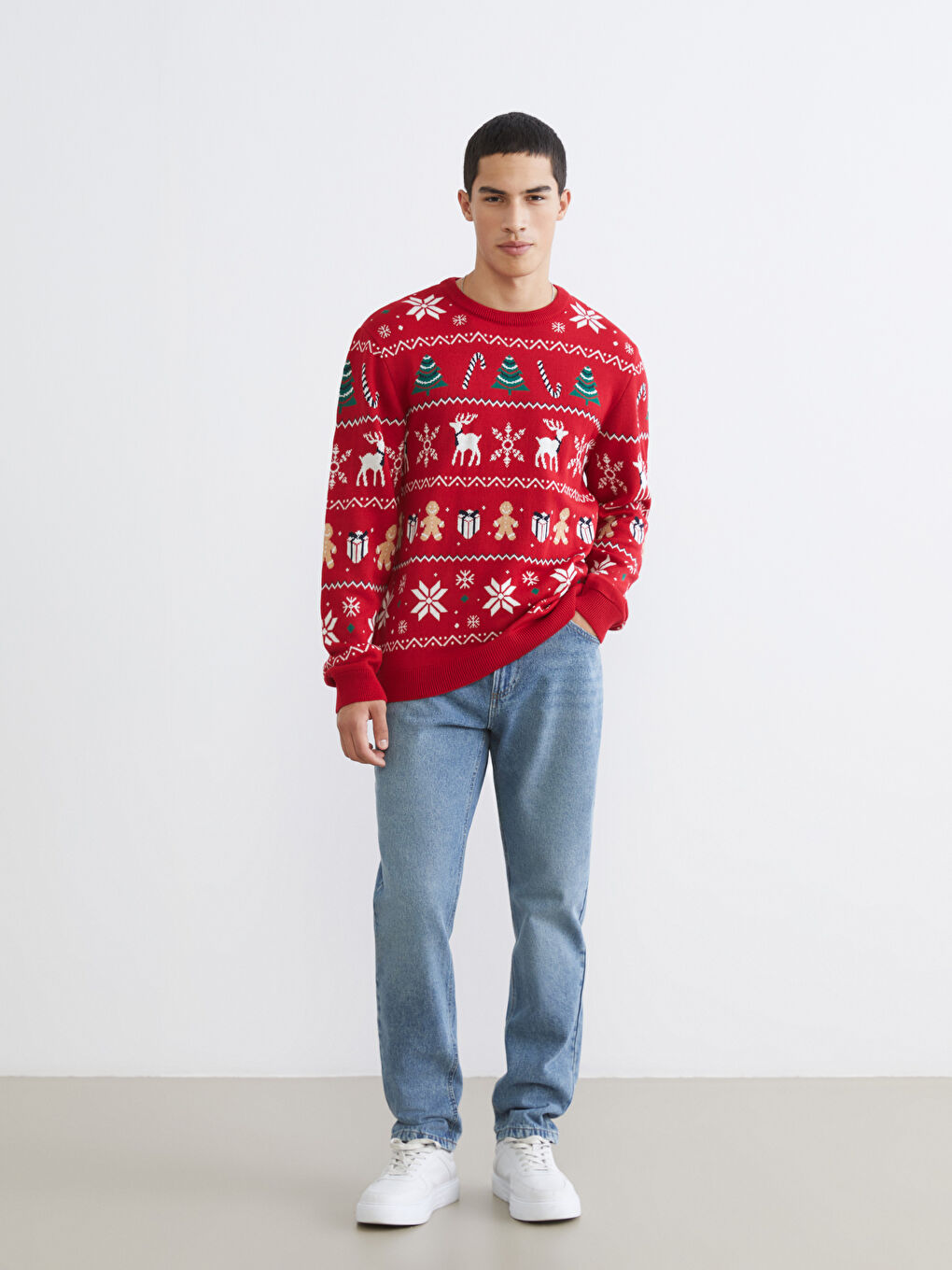 Crew Neck New Year Themed Men's Knit Sweater-1