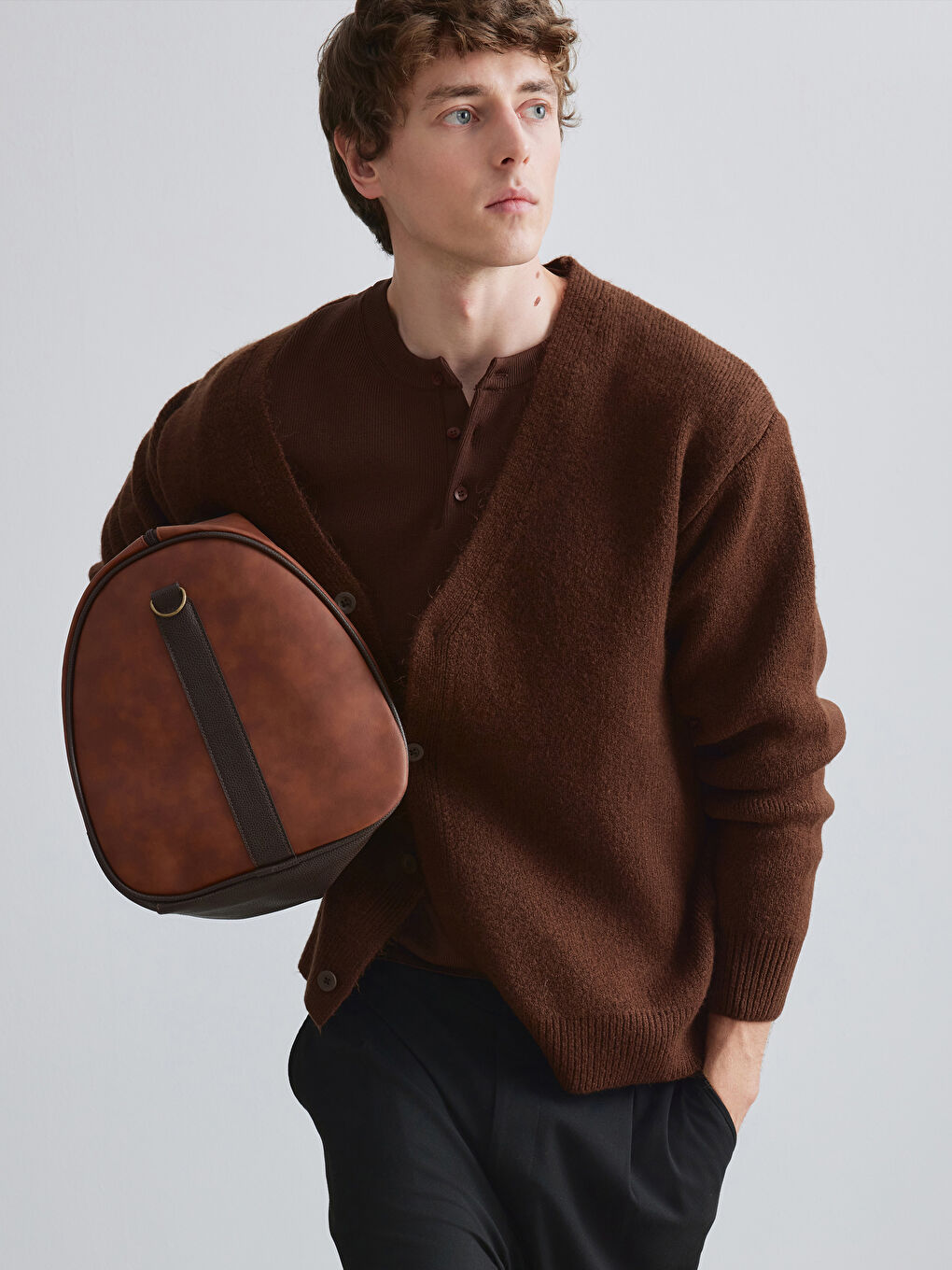 Kahverengi V Yaka Erkek Triko Hırka