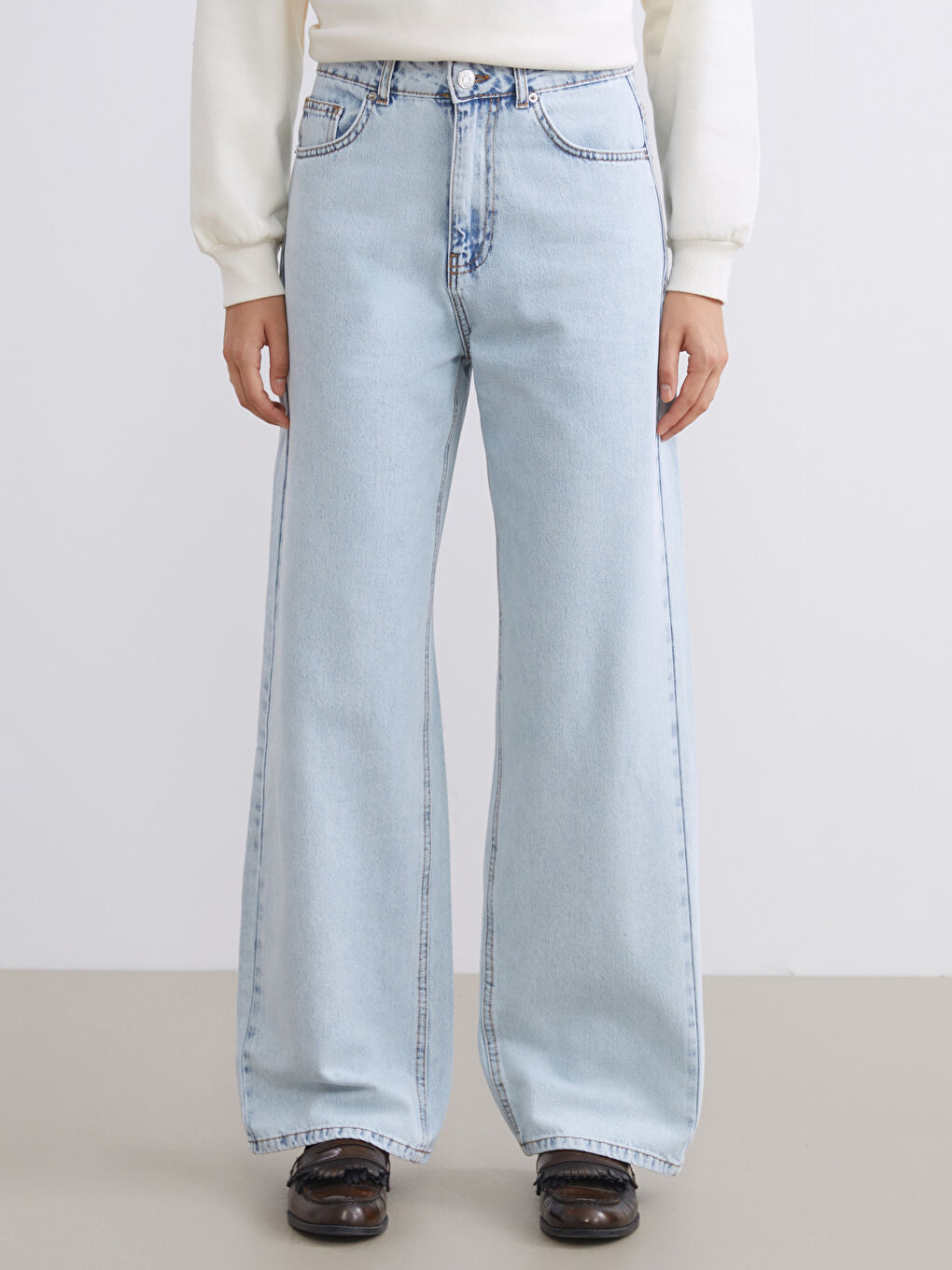 Jean Jambe Large pour Femmes-1