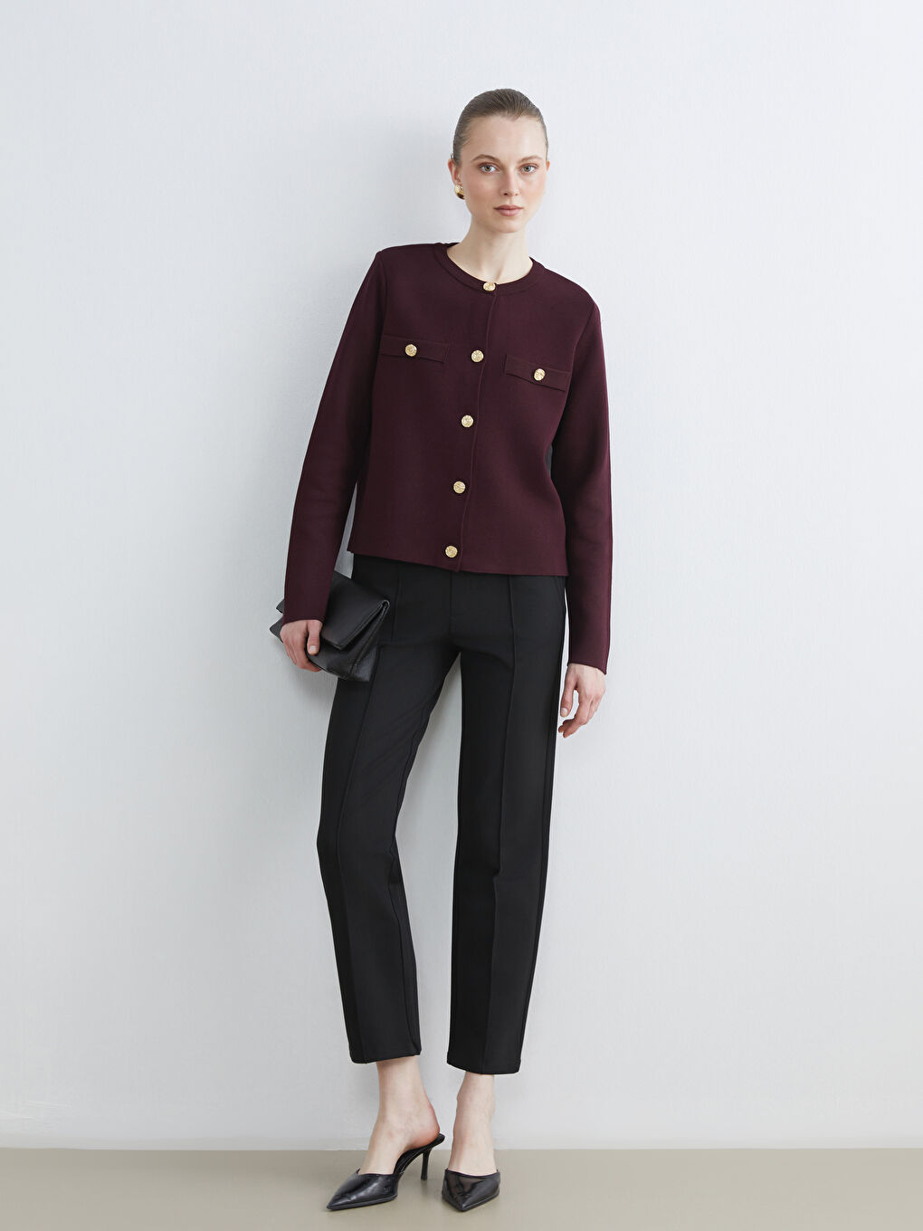 Elastic Waist Carrot Fit Women's Trousers