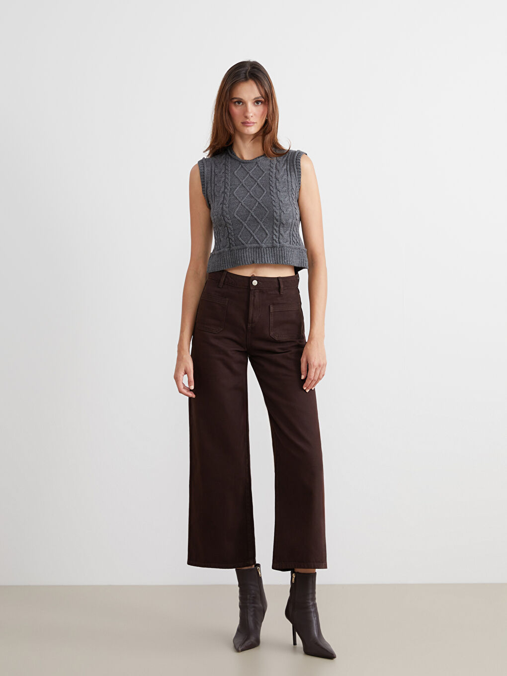 Crew Neck Self Patterned Women's Knitwear Sweater Vest-3