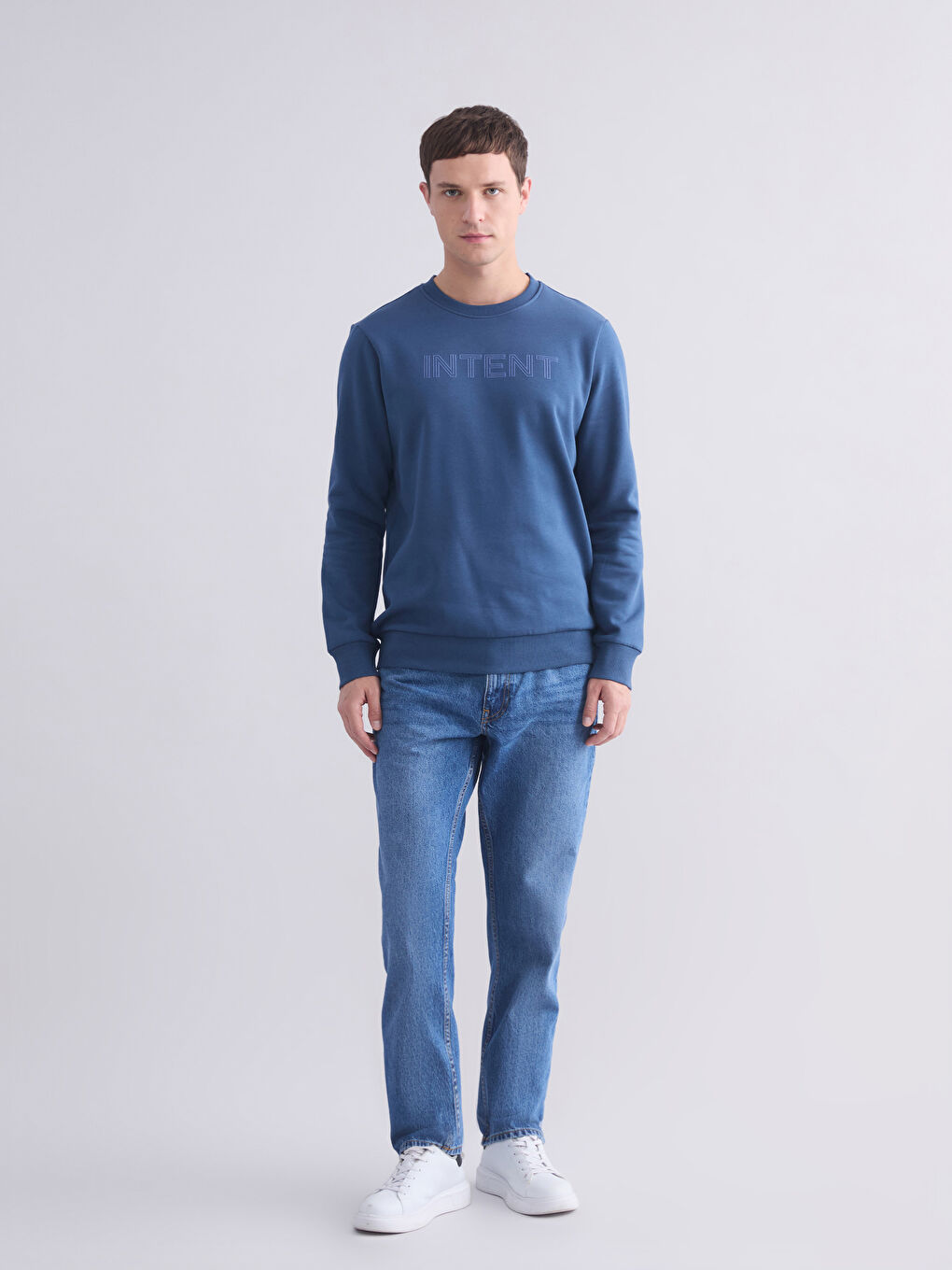 سويت شيرت مطبوع بأكمام طويلة برقبة دائرية للرجال-1