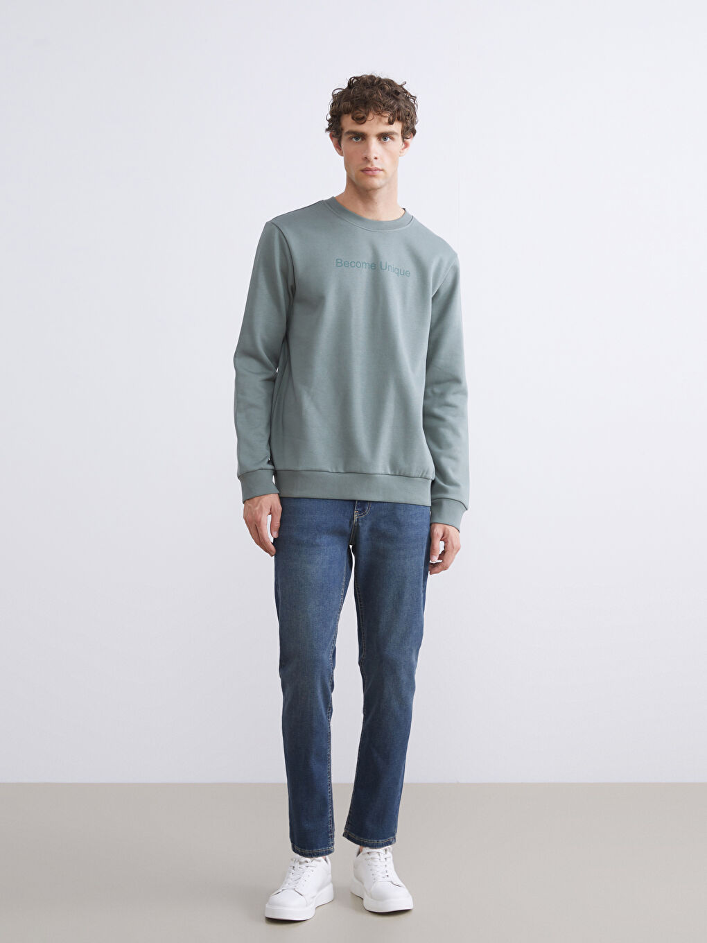 سويتشيرت رجال مطبوع بكول مدور-1