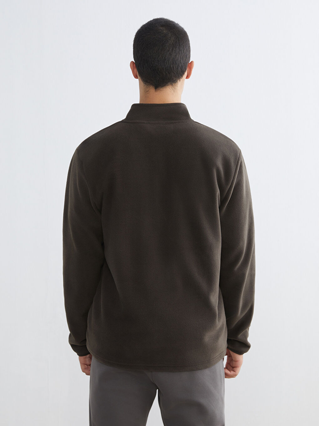 Свитшот Мужской с Воротником-Трубой из Полярного Материала-3