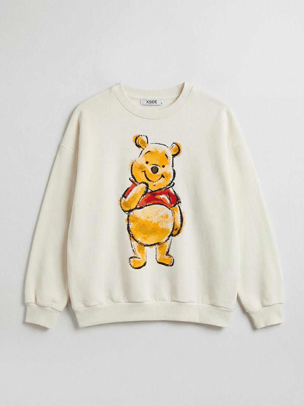 سويتر نسائي مطبوع ديال Winnie the Pooh بكول مدور