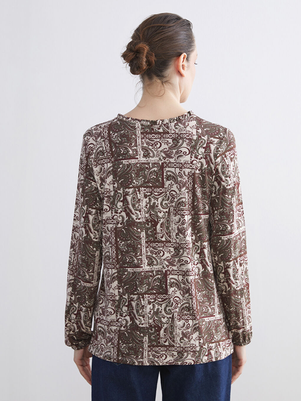 Karışık Bağlamalı Yaka Desenli Bluz-3