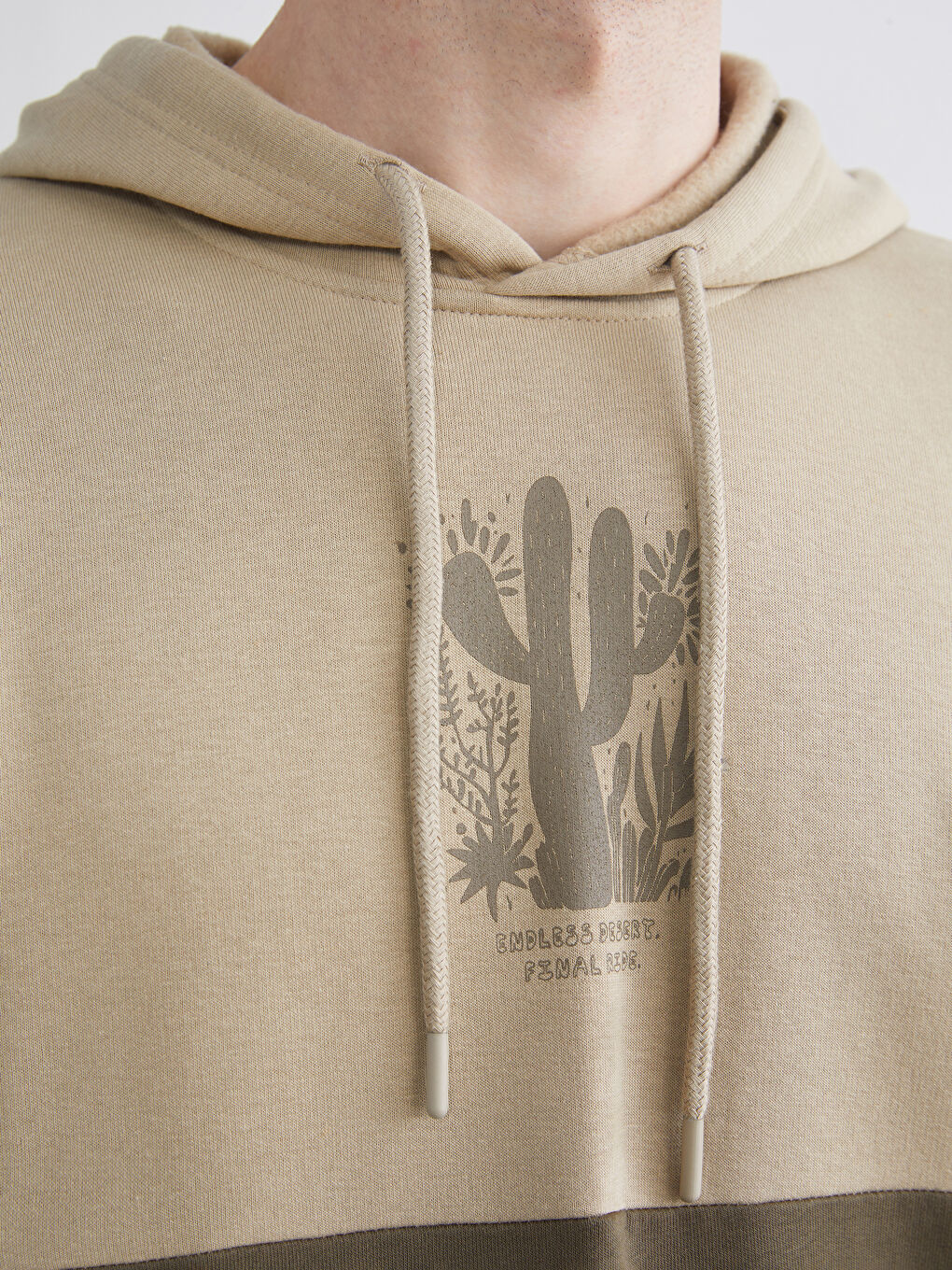 Haki Uzun Kollu Renk Bloklu Erkek Hoodie-2