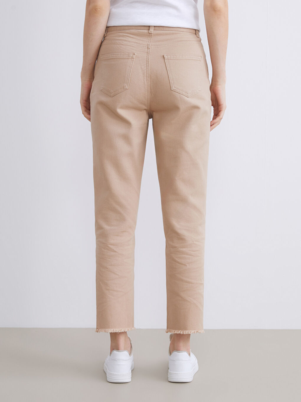 Женские брюки стандартного кроя-3