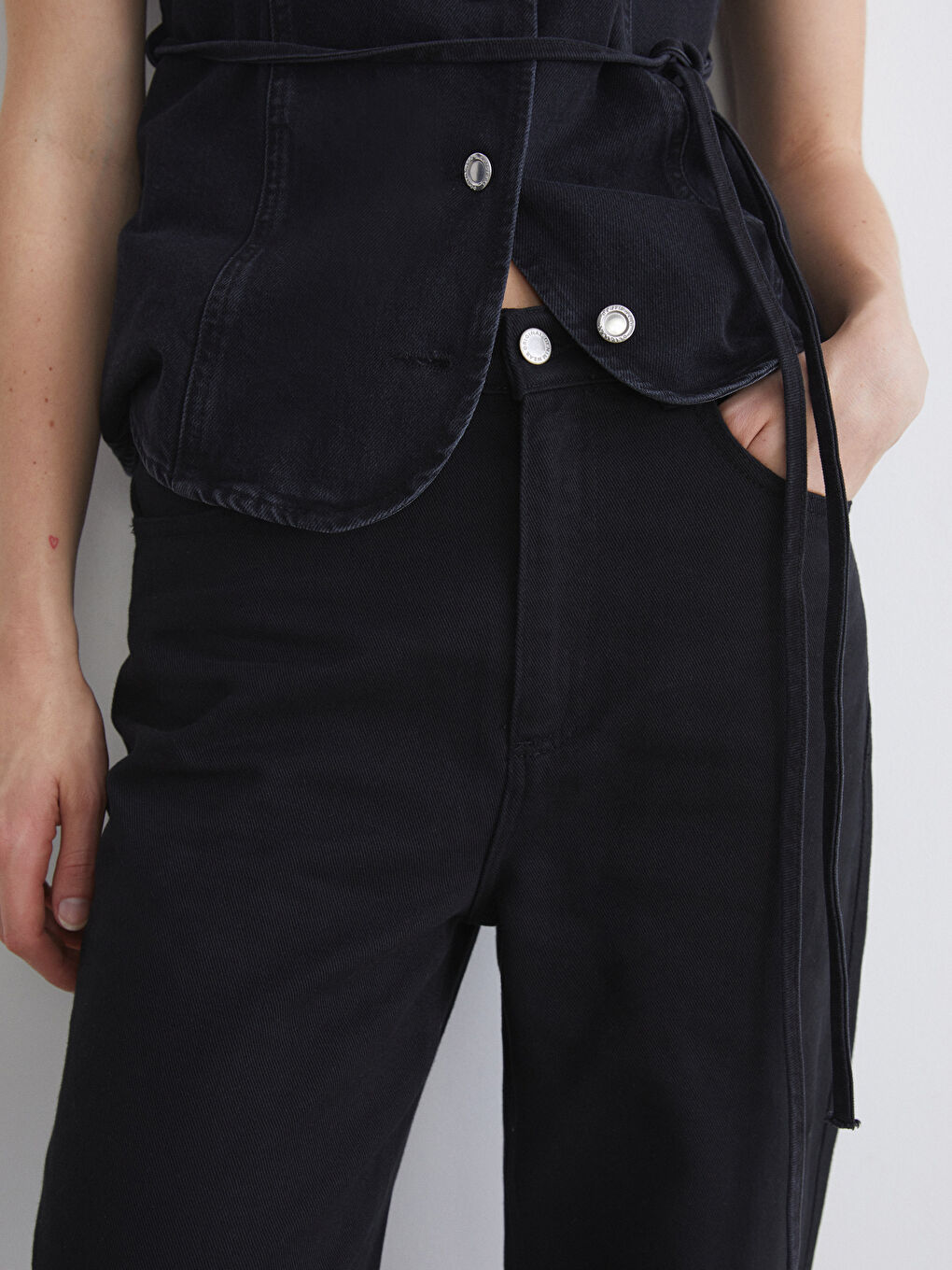 Siyah Standart Fit Kadın Pantolon-2