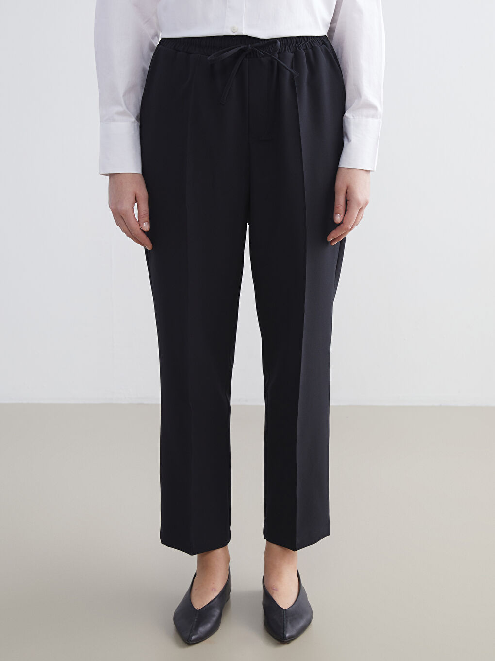 LCW ECO Elasticated Waist Poplin Women's Trousers -W5G388Z8-CVL
