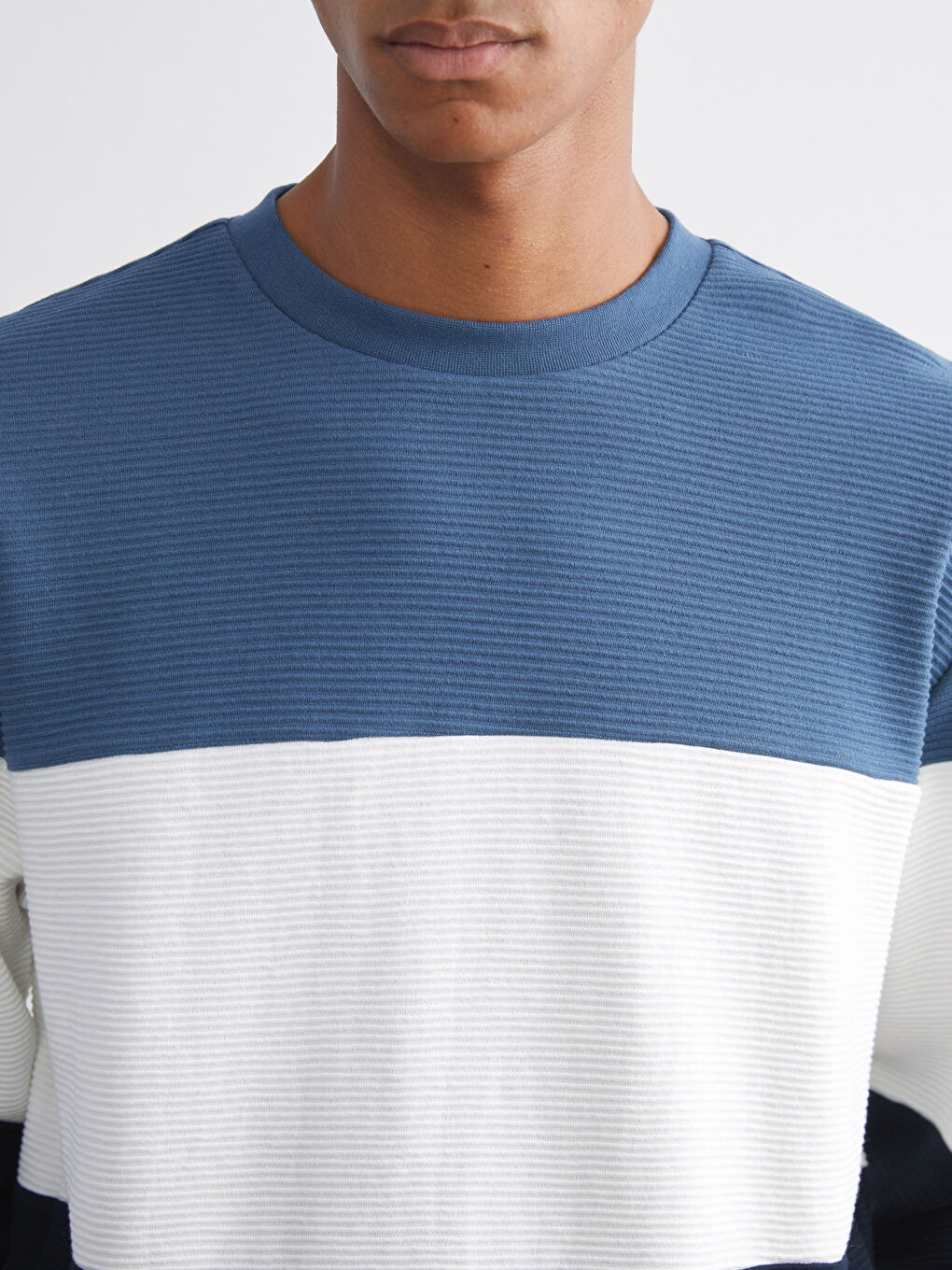 Crew Neck Color Block Men's Sweatshirt-2