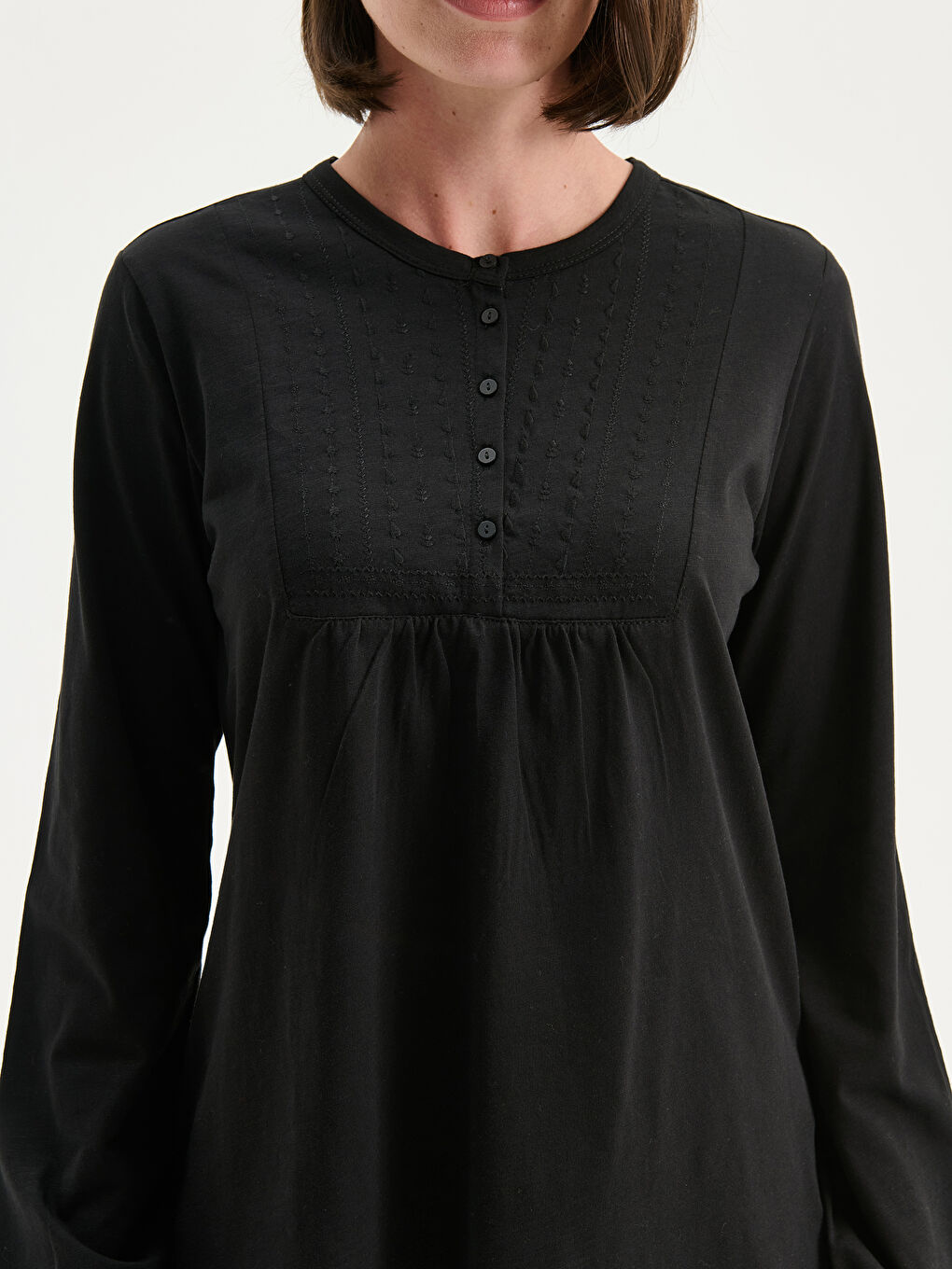 Crew Neck Embroidered Blouse-5