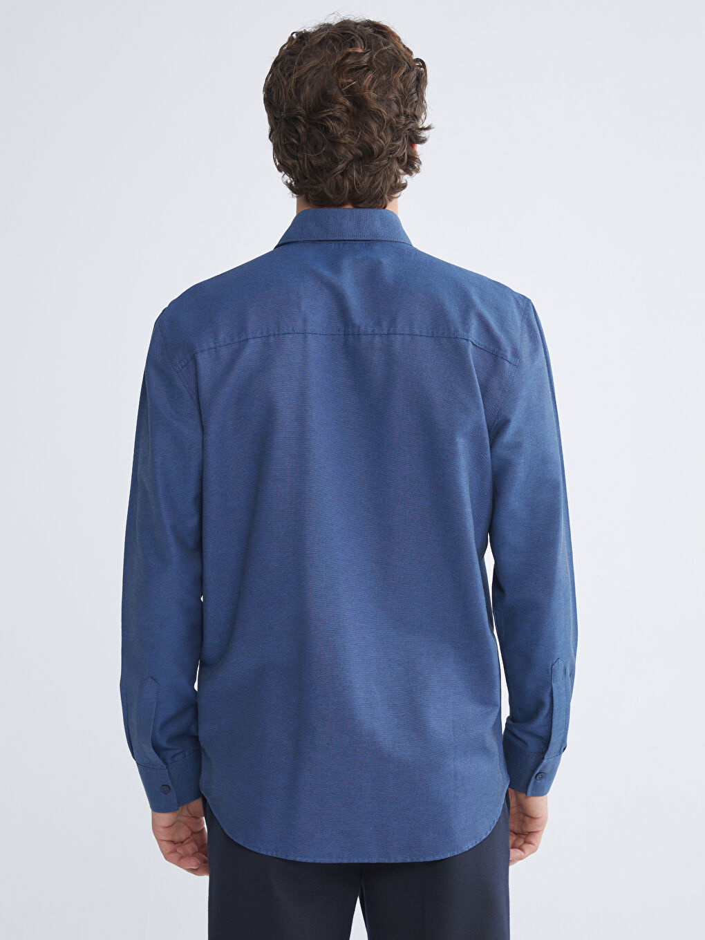 Lacivert Önden Düğme Kapamalı Düz Uzun Kollu Erkek Gömlek-3