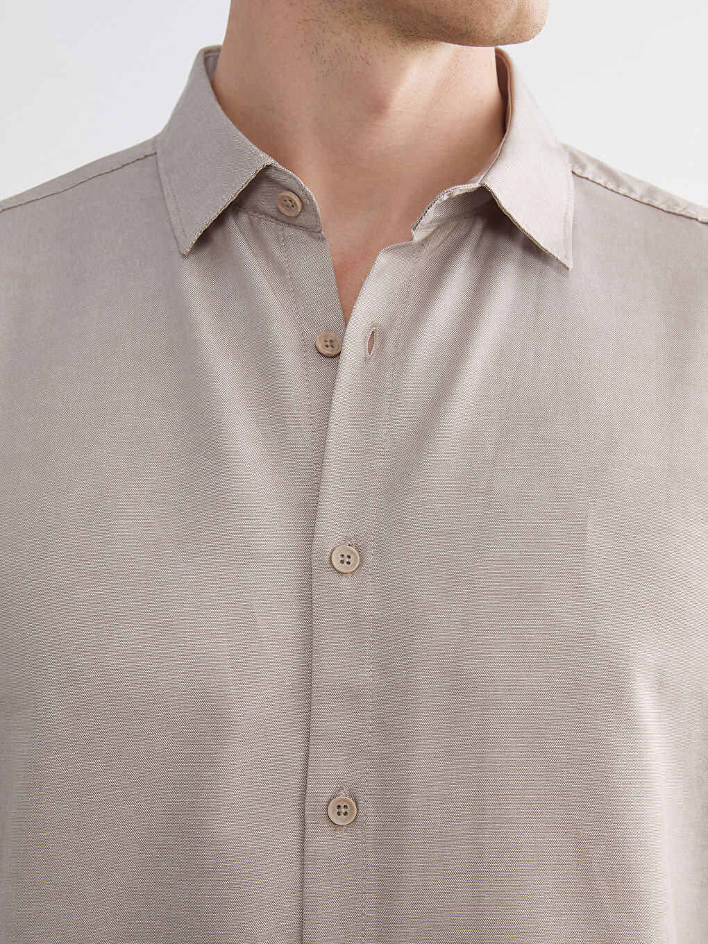 Kahverengi Önden Düğme Kapamalı Düz Uzun Kollu Erkek Gömlek-2