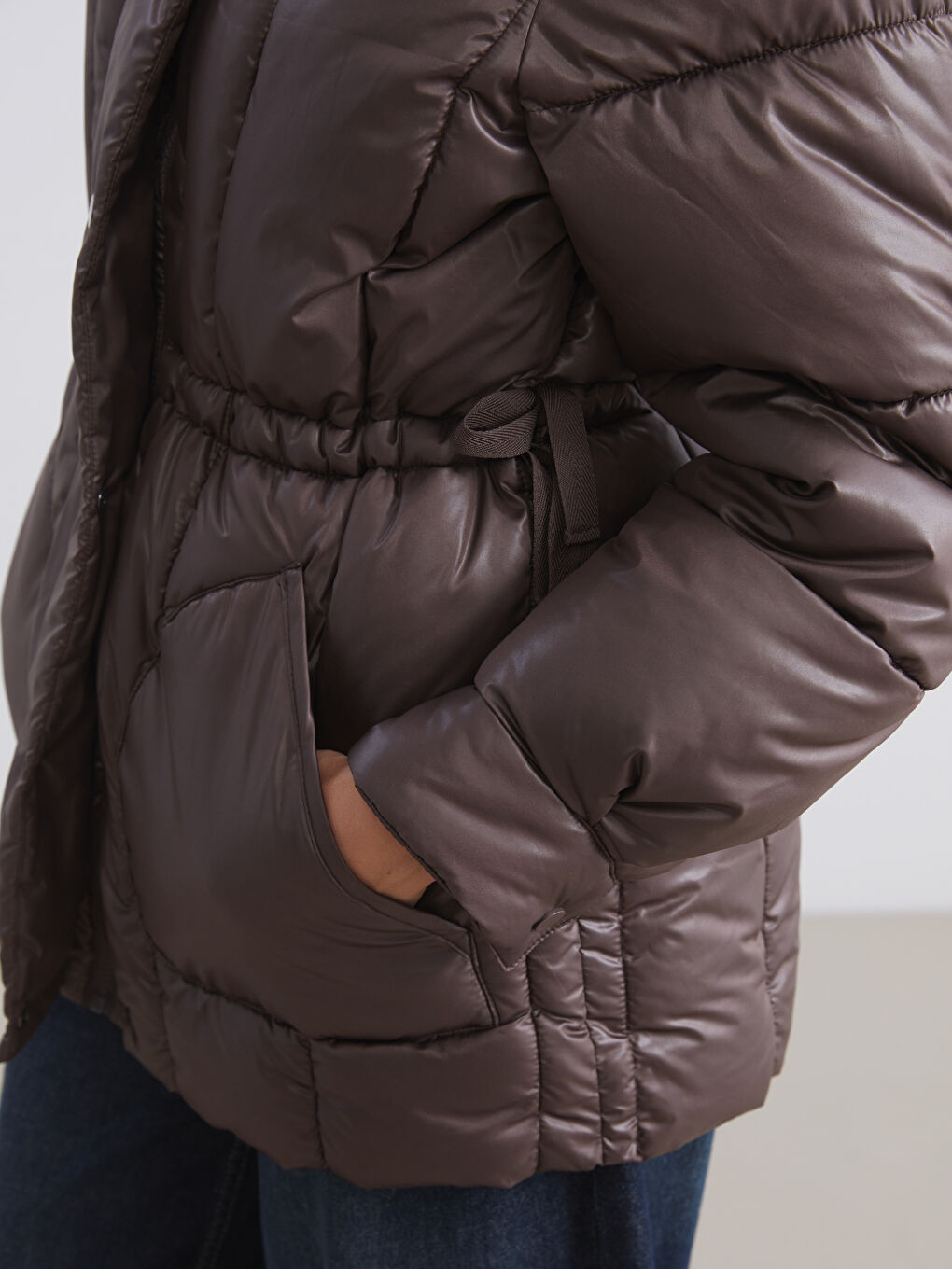 Kahverengi Dik Yaka Kadın Şişme Mont-2