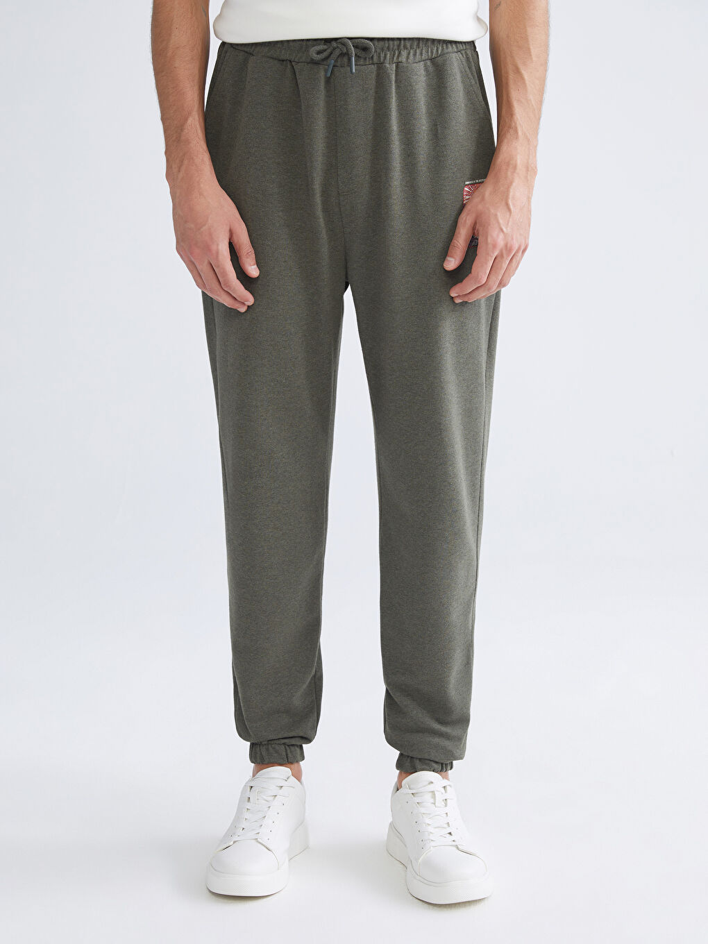 Haki Standart Kalıp Erkek Jogger Eşofman Altı-2