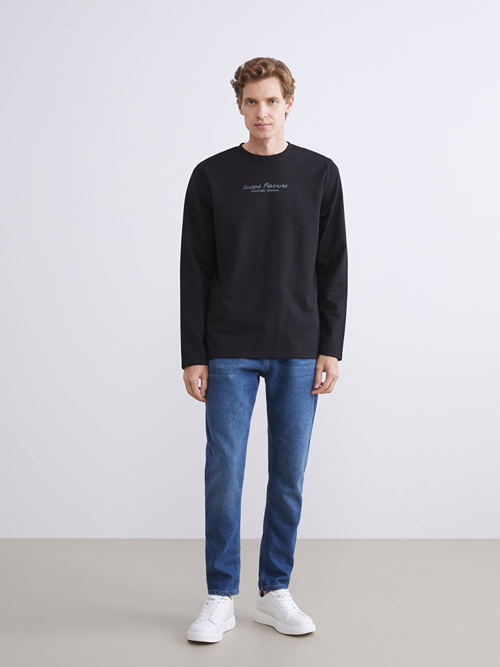 Crew Neck Long Sleeve Printed Men's Sweatshirt-1
