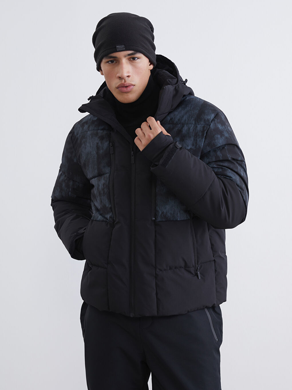 Reguläre Passform Kapuzen Herren Skijacke