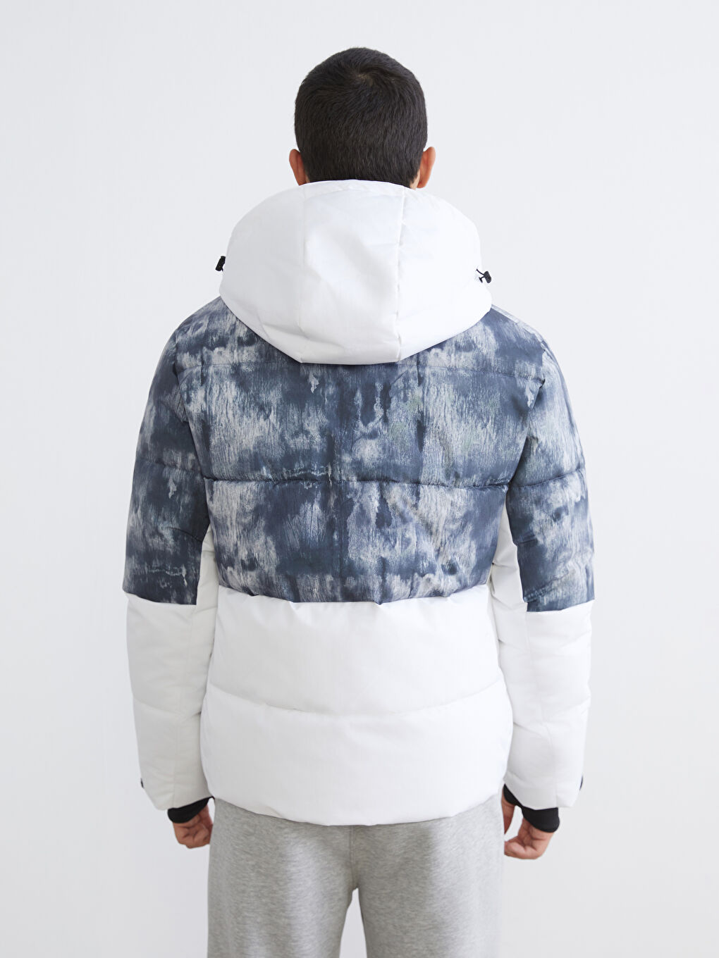 Beyaz Standart Kalıp Kapüşonlu Erkek Kayak Montu-11