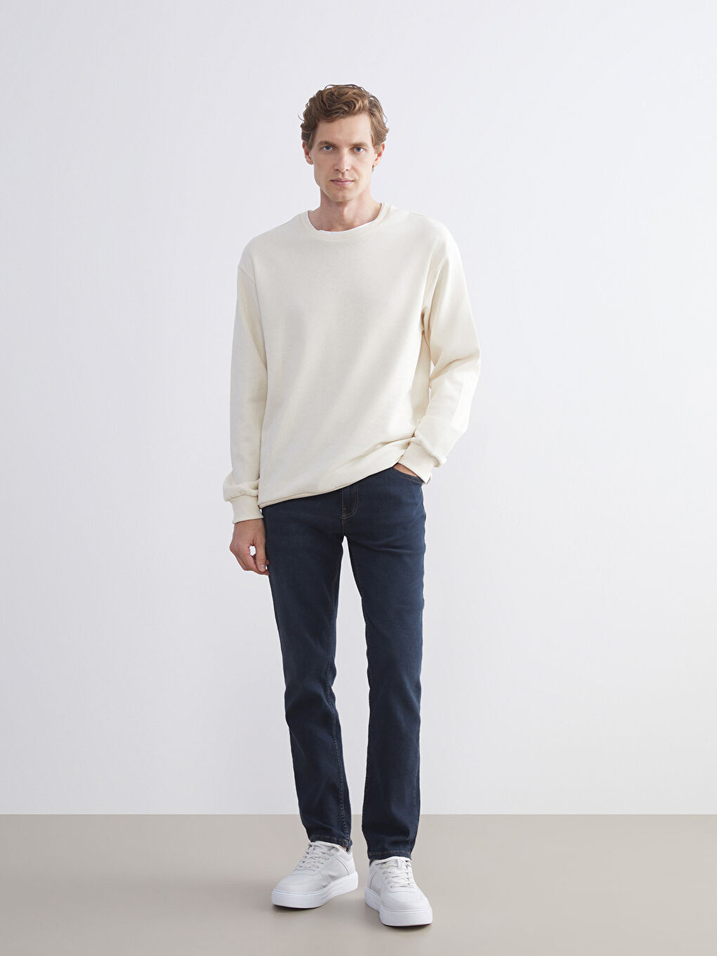 Bej Bisiklet Yaka Erkek Sweatshirt-1