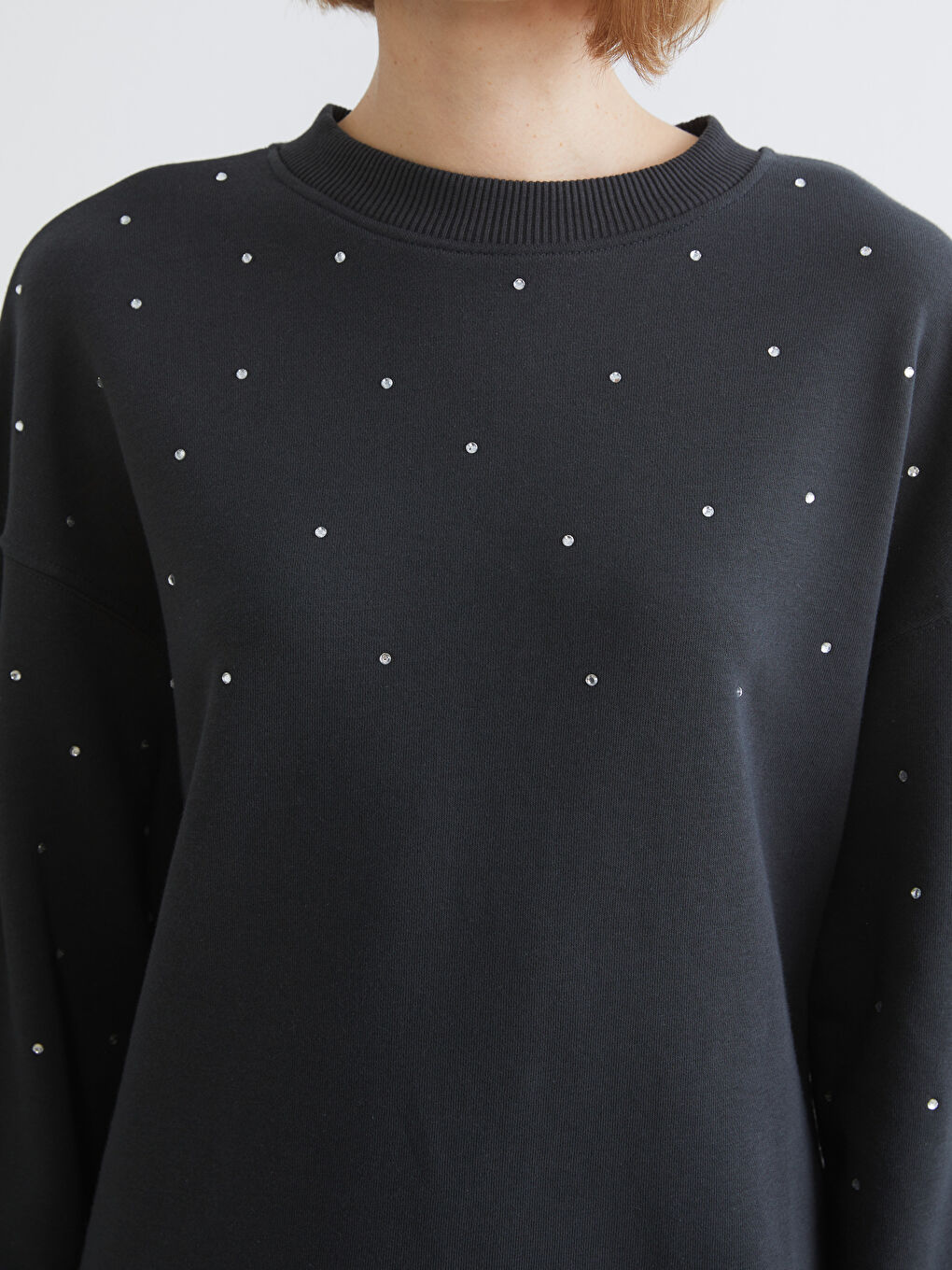 Antrasit Bisiklet Yaka Taşlı Oversize Kadın Sweatshirt-2