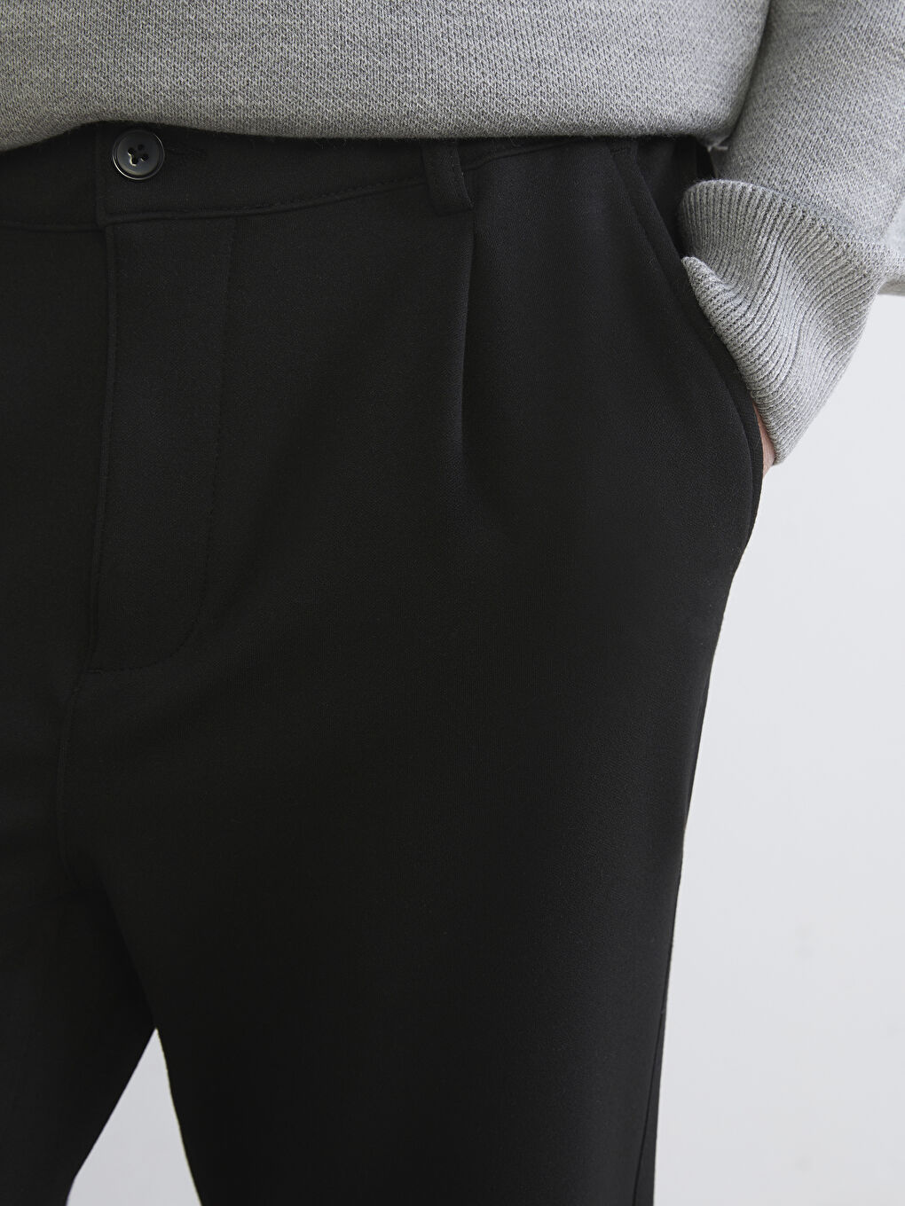 Siyah Standart Kalıp Erkek Pantolon-2