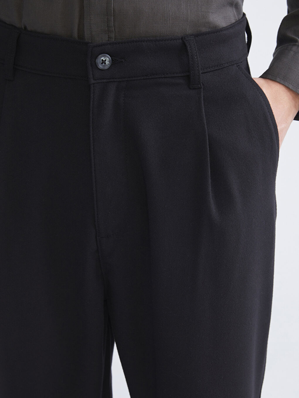 მამაკაცები შავი შარვალი-2