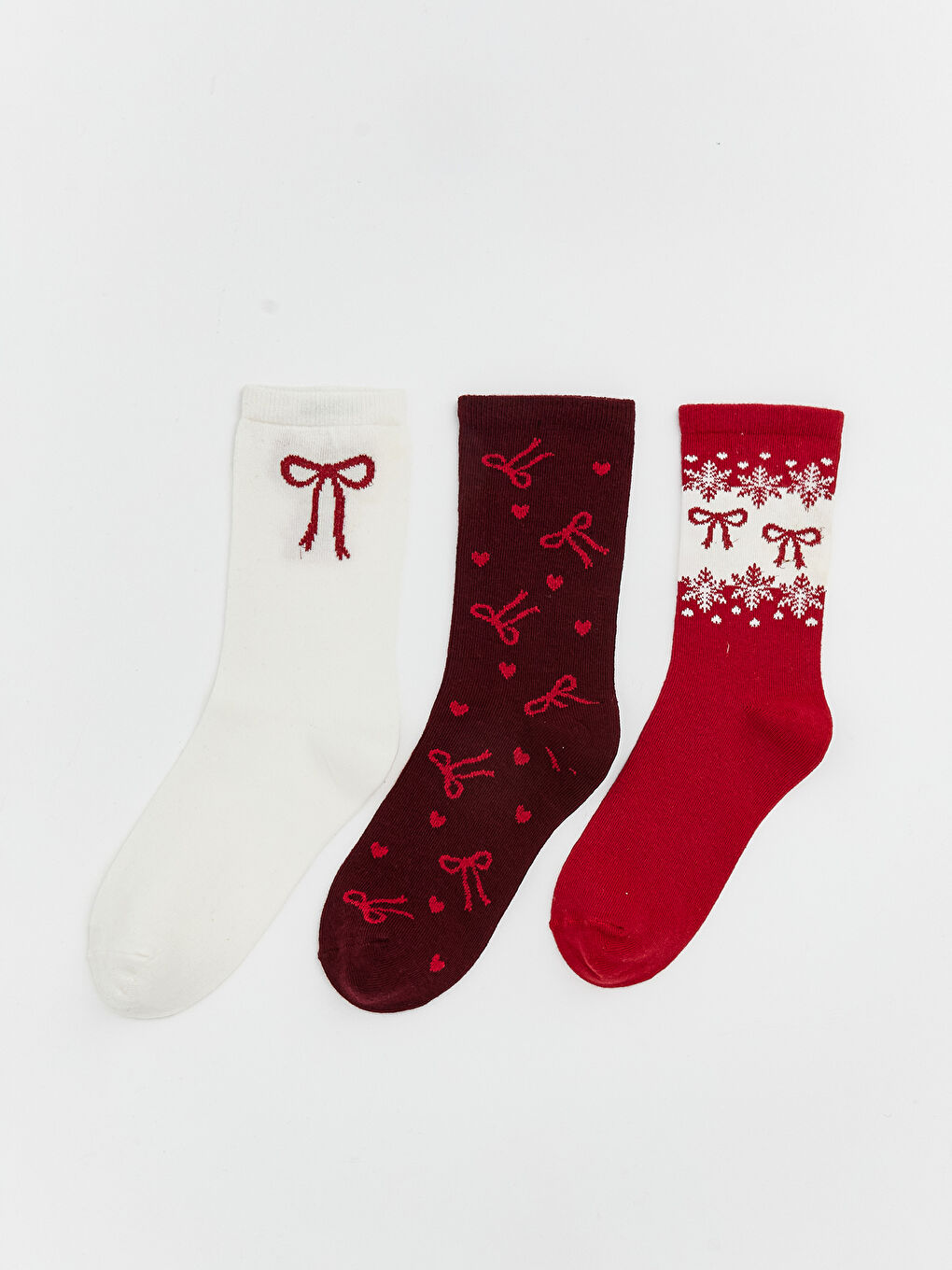 Christmas Themed Women's Ankle Socks 3-Pack-1