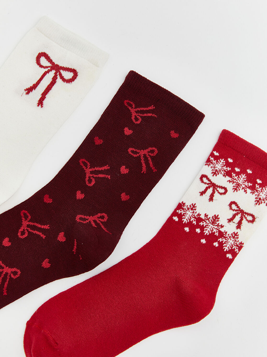 Christmas Themed Women's Ankle Socks 3-Pack-2