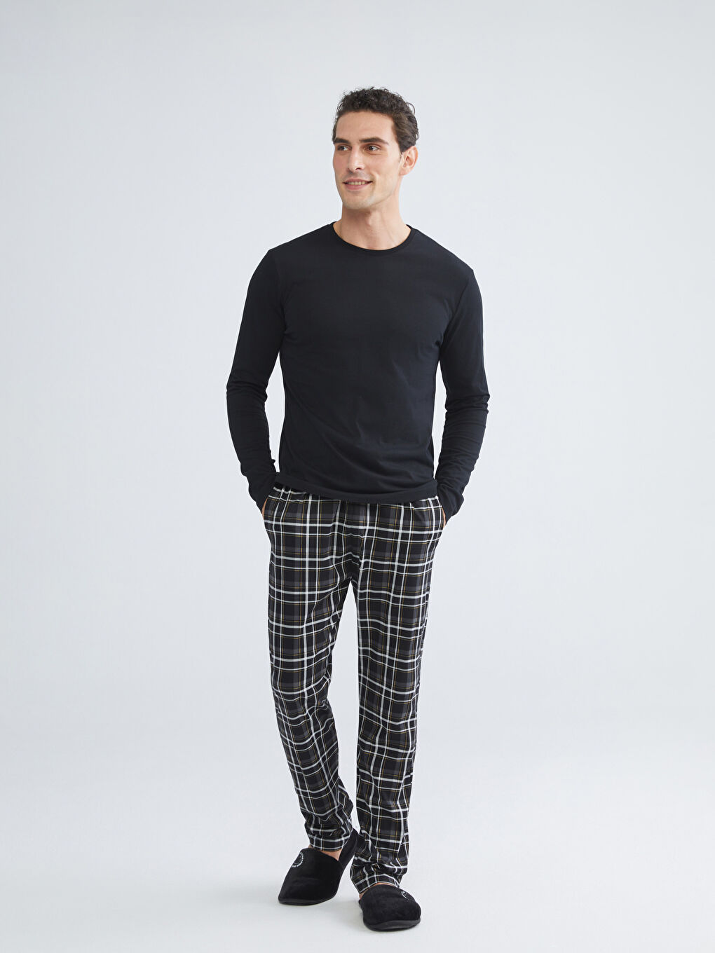 Siyah Standart Kalıp Erkek Pijama Takımı