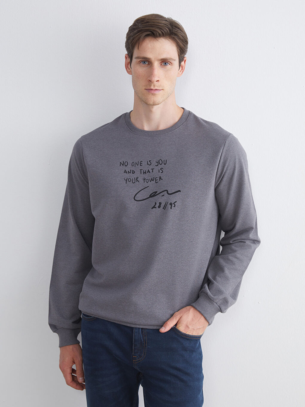 Gri Bisiklet Yaka Baskılı Erkek Sweatshirt