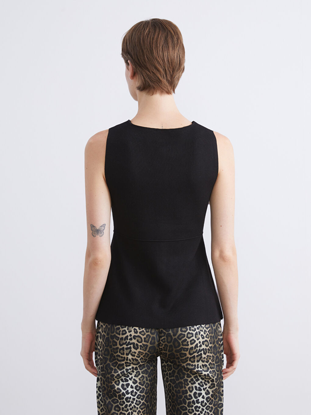 Crew Neck Peplum Knitwear Blouse-3