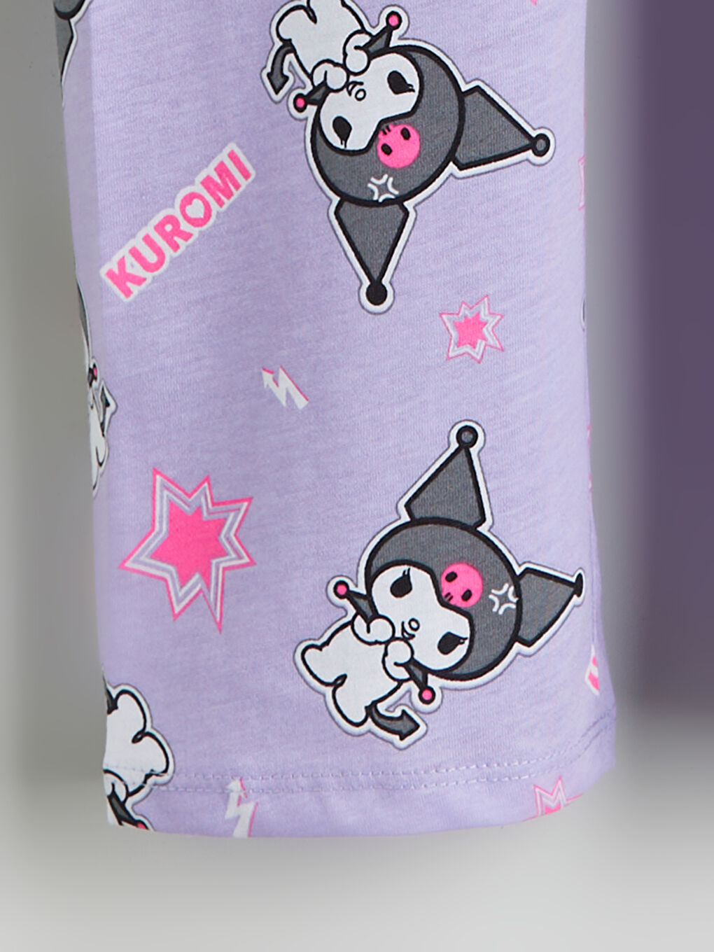 Beyaz Bisiklet Yaka Kuromi Baskılı Kız Çocuk Pijama Takımı-5