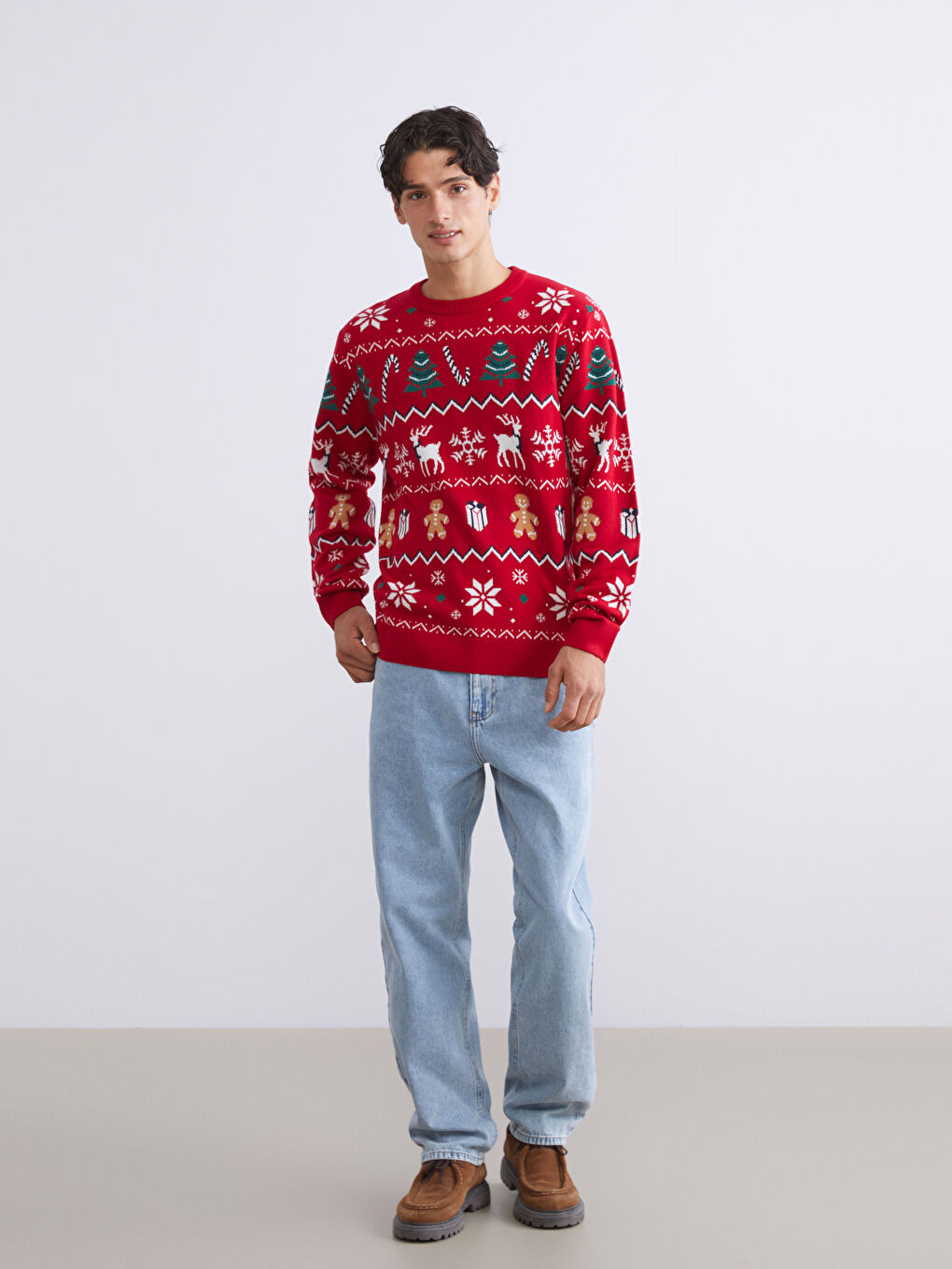 Светр з круглим вирізом горловини на різдвяну тематику для чоловіків з трикотажу-1
