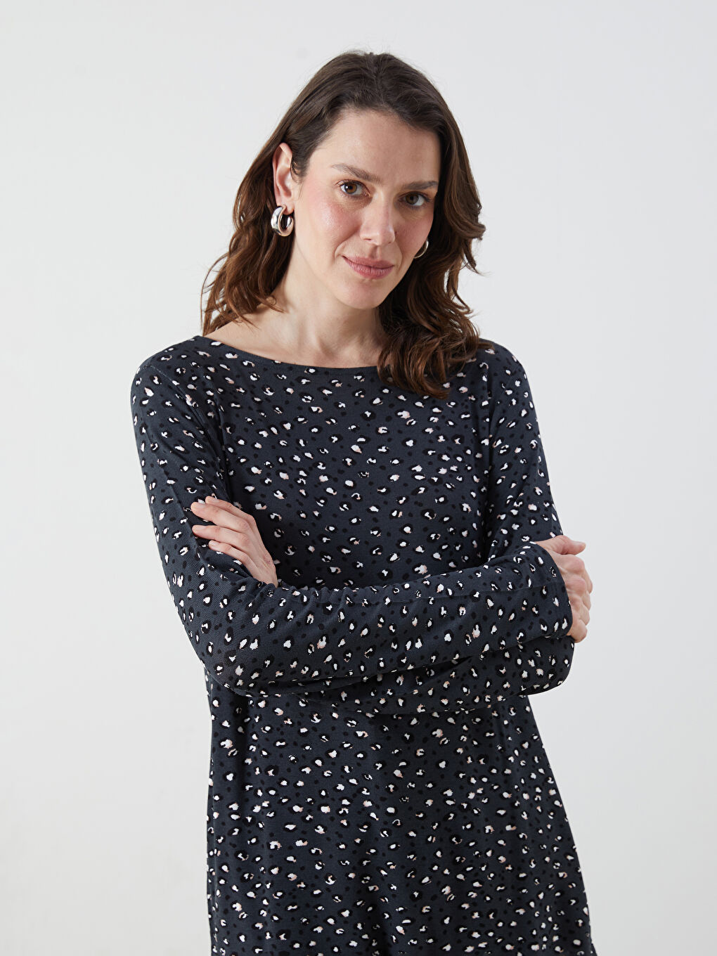 Bluza sa okruglim izrezom i leopard printom
