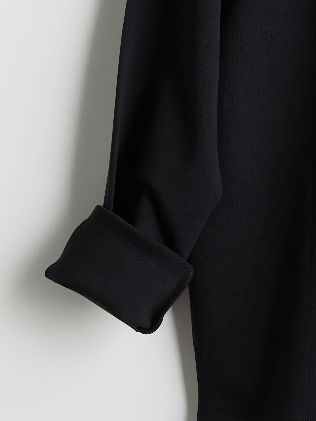 Siyah Bisiklet Yaka Nakışlı Erkek Sweatshirt-5