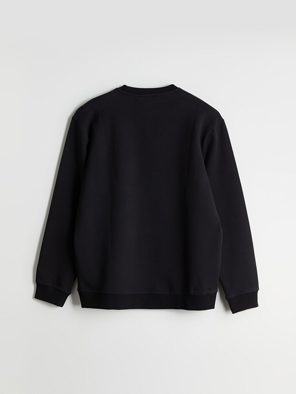 Siyah Bisiklet Yaka Nakışlı Erkek Sweatshirt-6