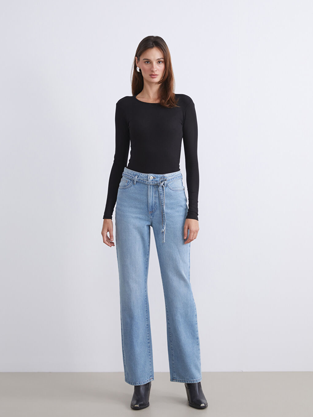 Crew Neck Women's Body-1